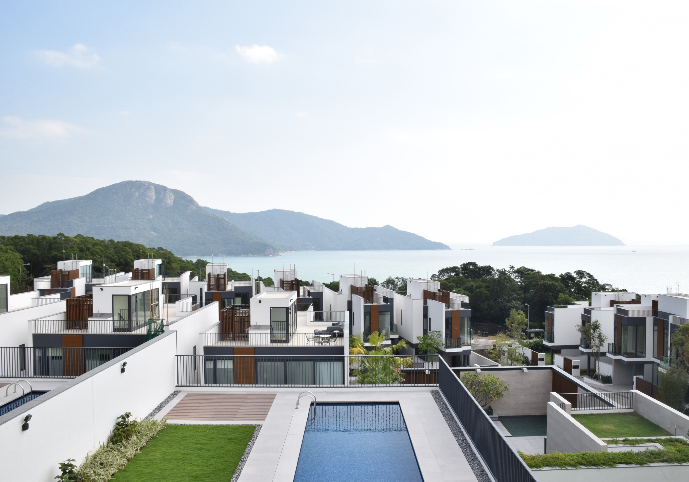 Self Photos / Files - thumbnail_Whitesands